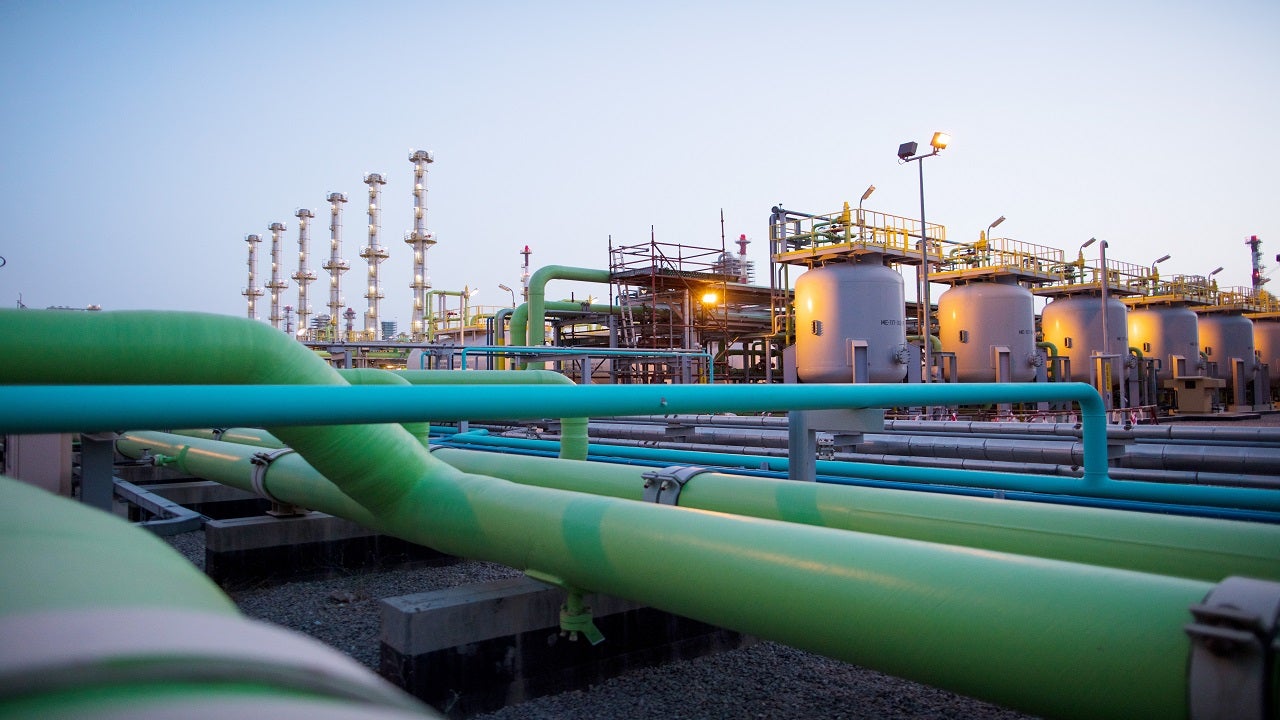 KNPC Clean Fuels Project increased the combined capacity of the refineries from 736,000 to 800,000 barrels per day.