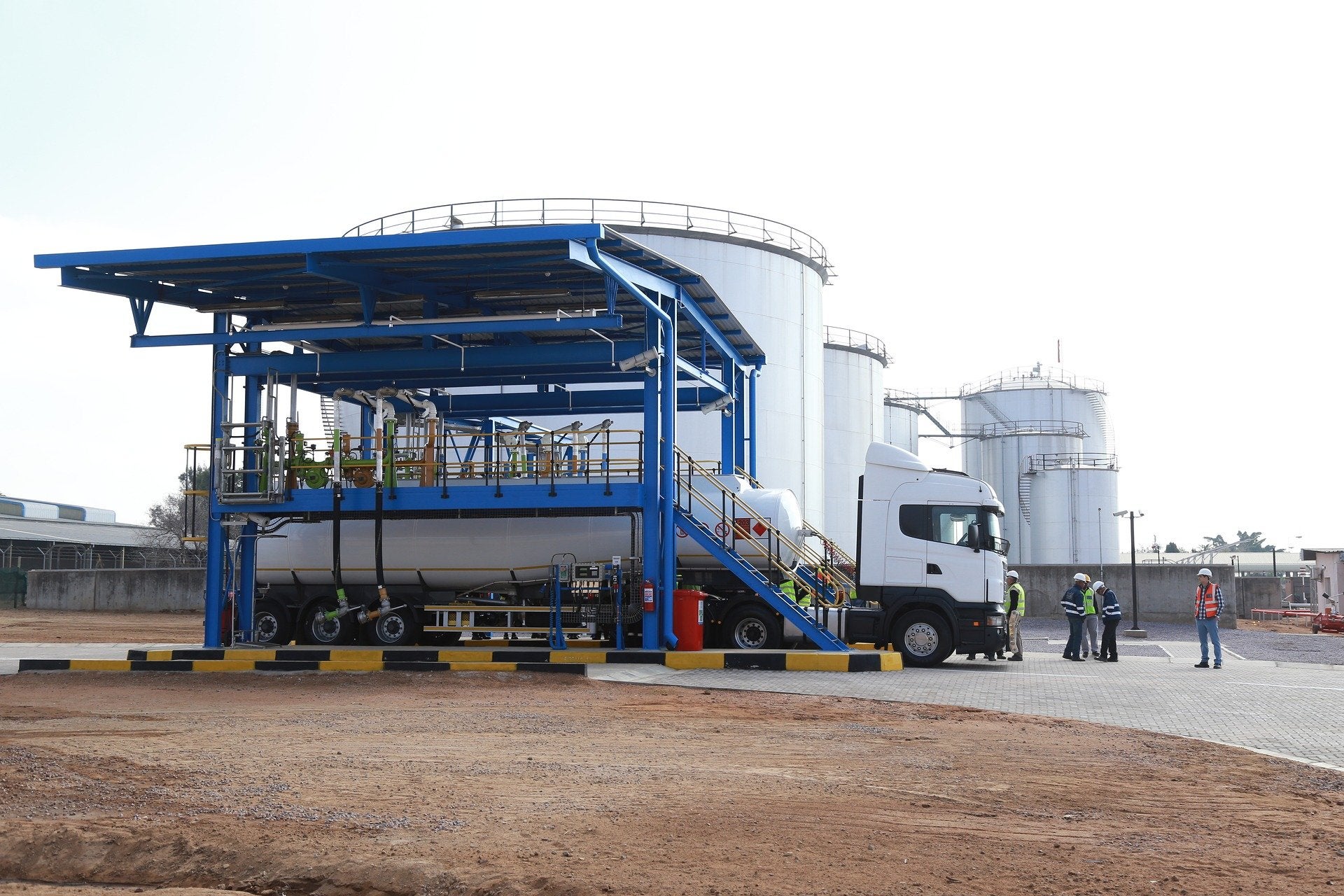 Qatar Petroleum LNG supply Shell