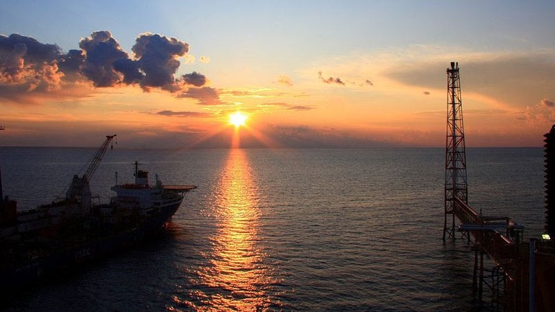 persian gulf sunset